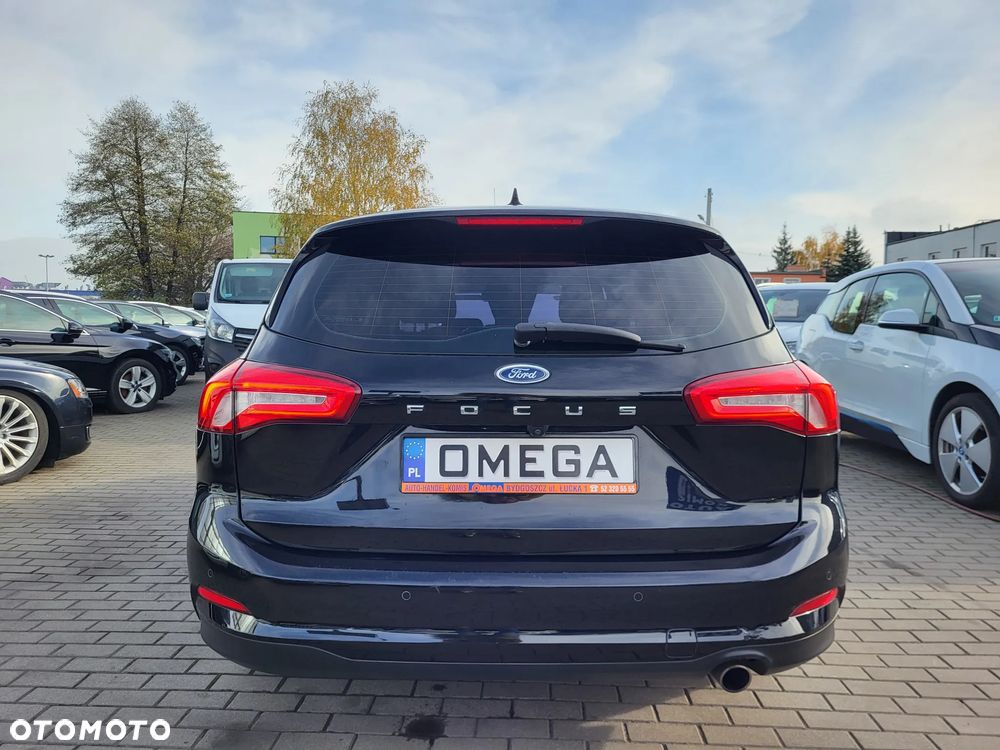 Ford Focus SW 1.5 EcoBlue S&S TITANIUM - 6