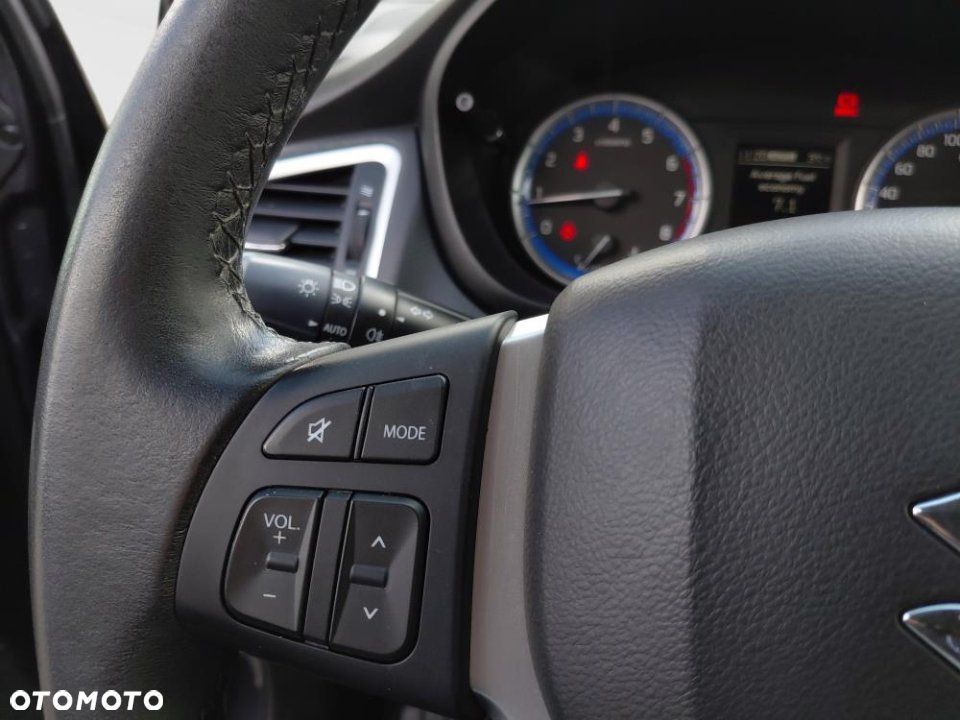 Suzuki SX4 S-Cross - 14