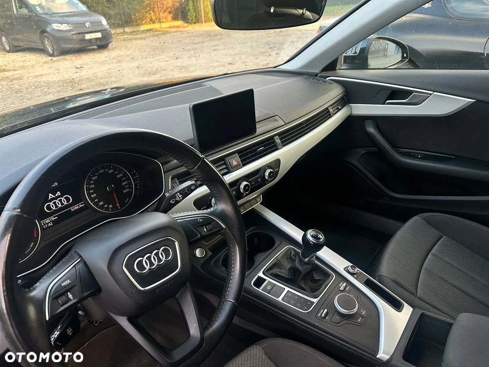 Audi A4 Avant - 14
