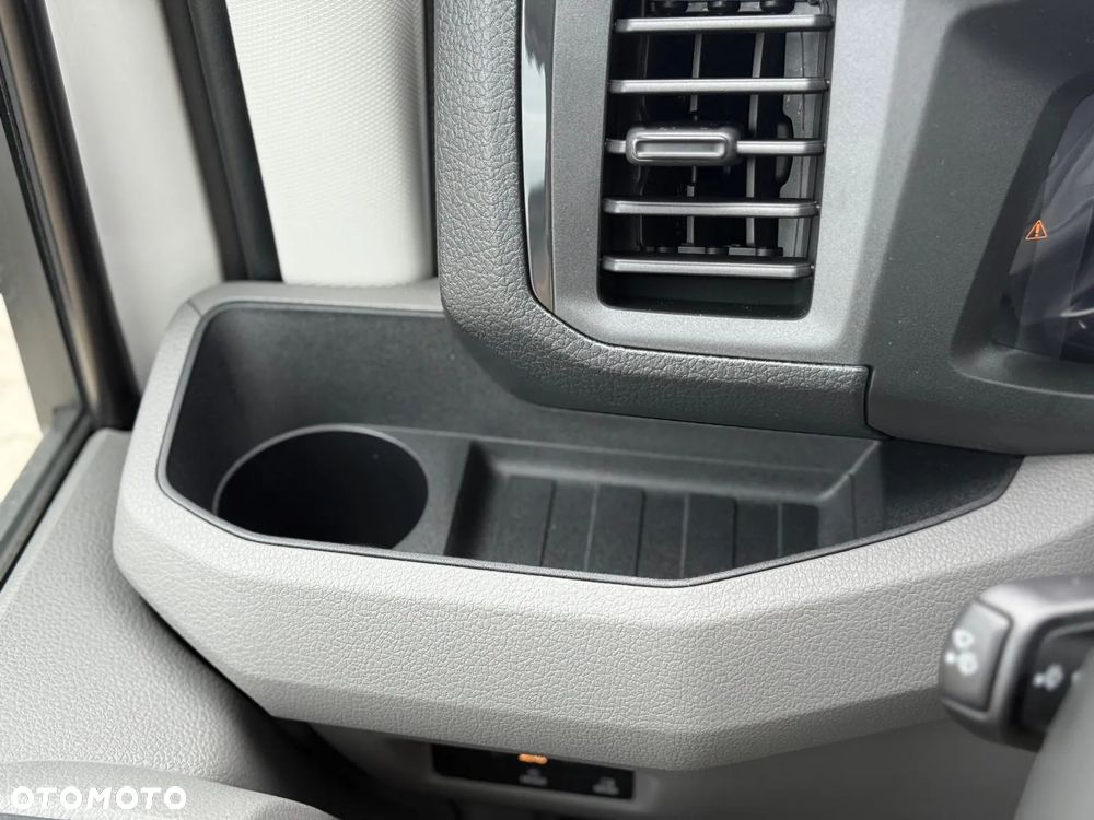 Volkswagen Crafter - 26