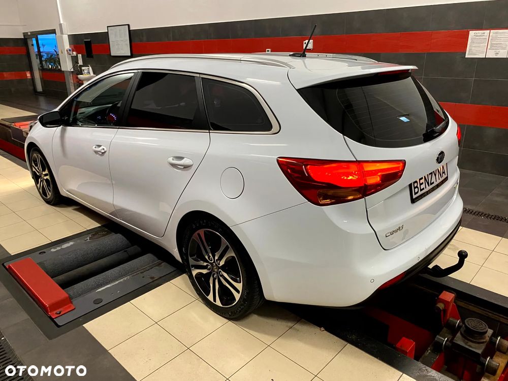 Kia Ceed 1.6 GDI Spirit - 11