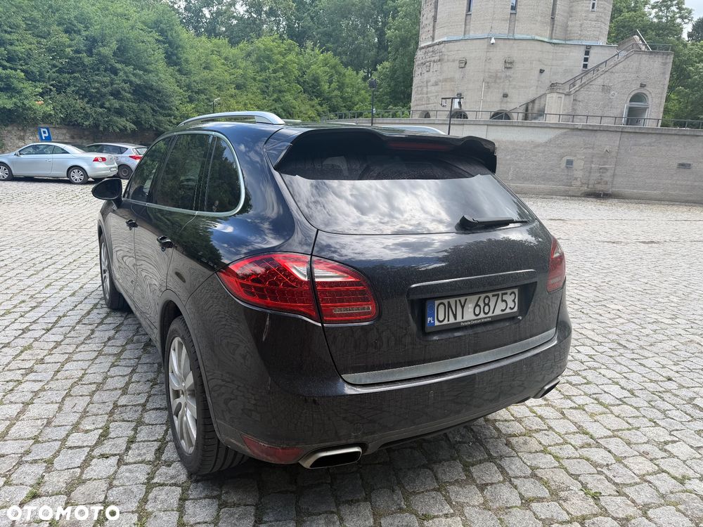 Porsche Cayenne - 6