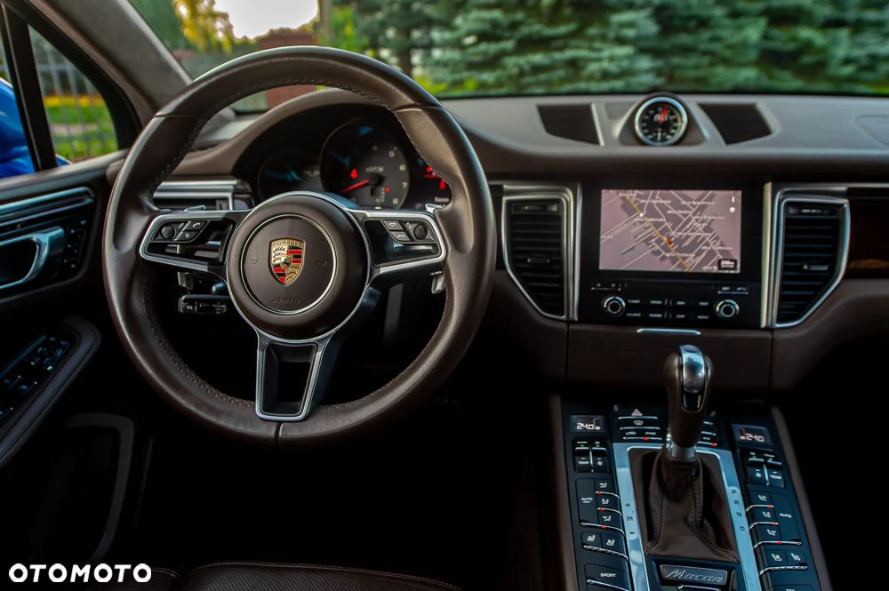 Porsche Macan GTS - 26