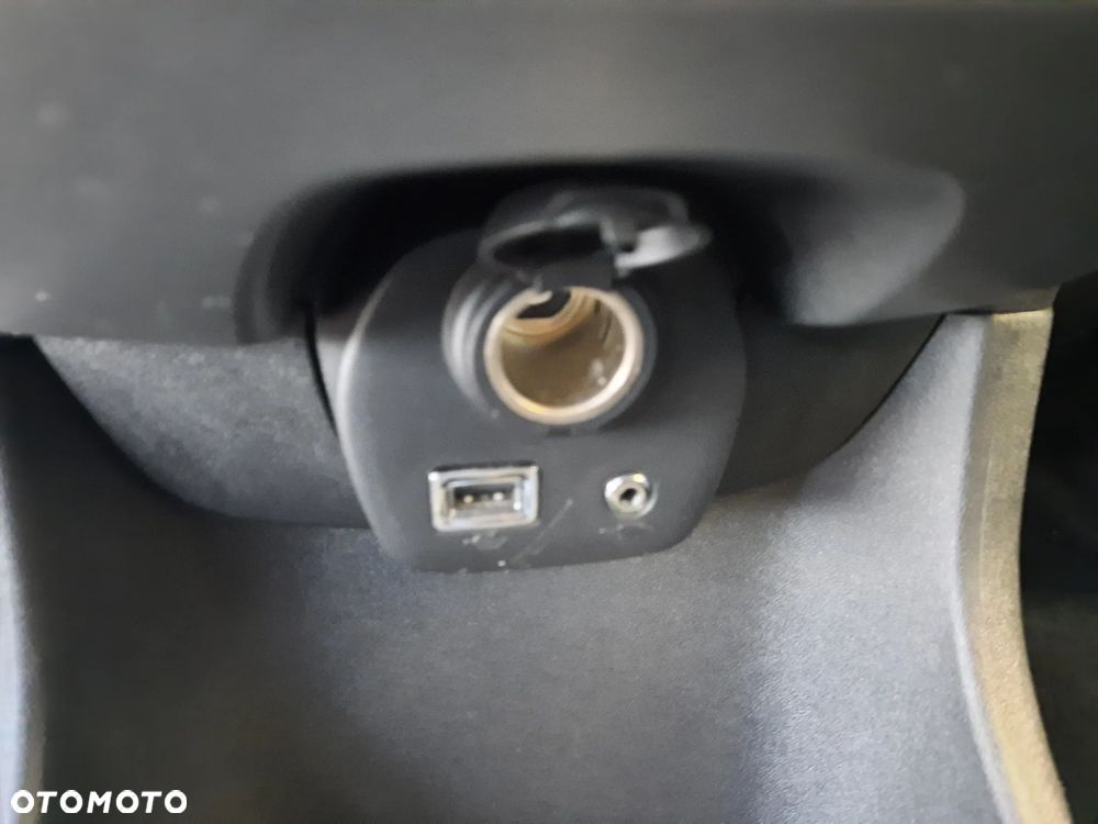 Toyota Aygo x-play - 25