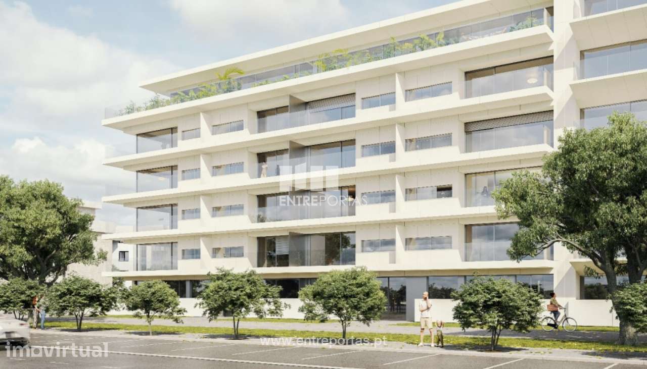 Novo empreendimento, localizado em frente à praia, em Vila do Conde - Grande imagem: 2/13
