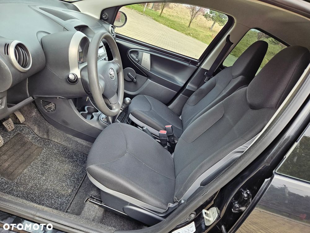 Toyota Aygo 1.0 VVT-i - 13
