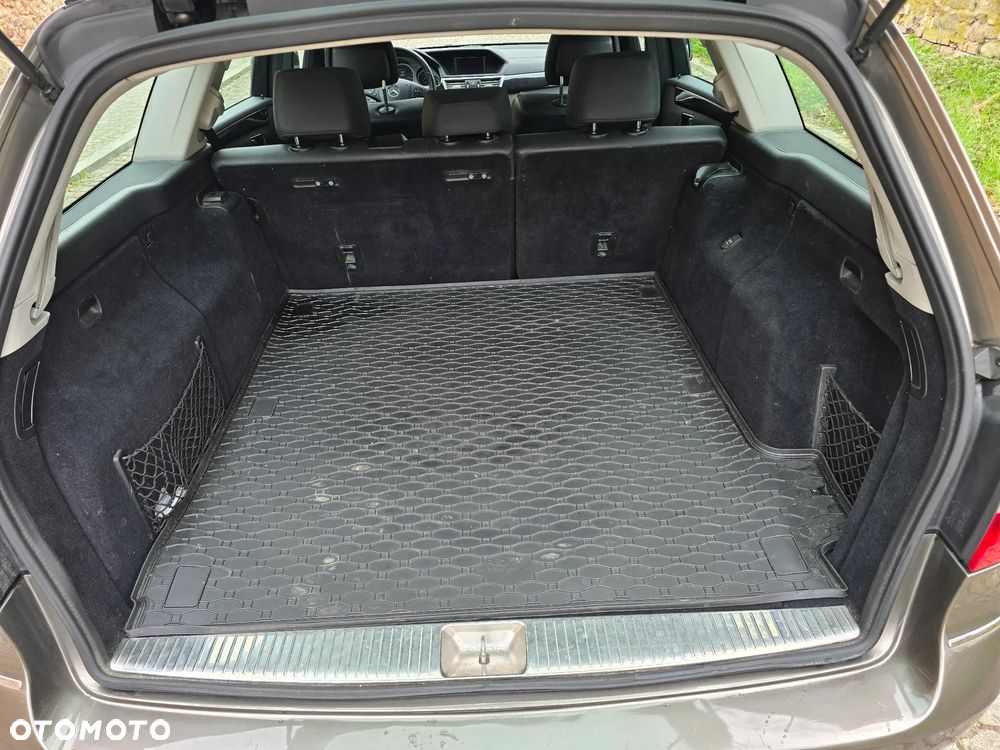 Mercedes-Benz Klasa E 250 CDI DPF BlueEFFICIENCY Automatik Avantgarde - 13