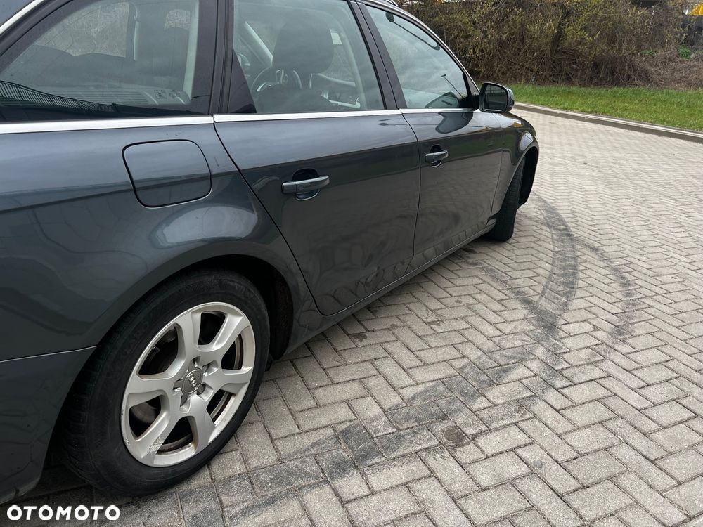 Audi A4 Avant - 7
