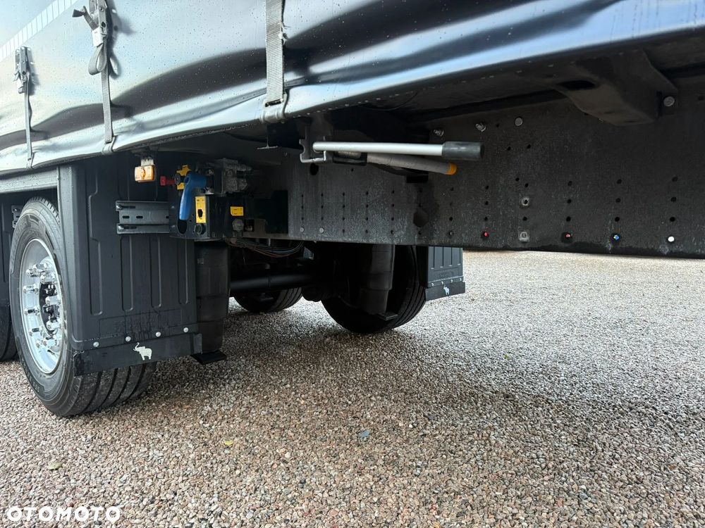 Schmitz Cargobull / VARIOS / 5 POZIOMÓW JAZDY / OŚ PODNOSZONA / P. NOWE OPONY / 385/55/22.5 - 20