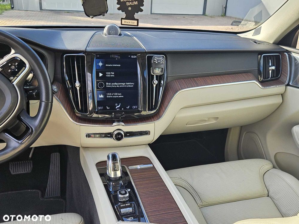 Volvo XC 60 - 7