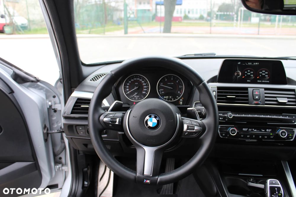 BMW Seria 1 120d xDrive M Sport - 13