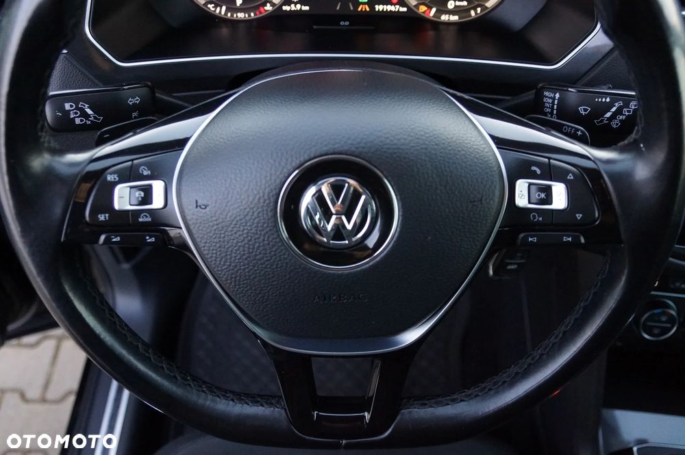 Volkswagen Tiguan 2.0 TDI SCR 4MOTION DSG Highline - 20