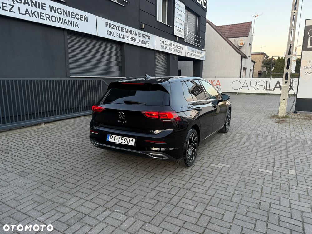 Volkswagen Golf - 10