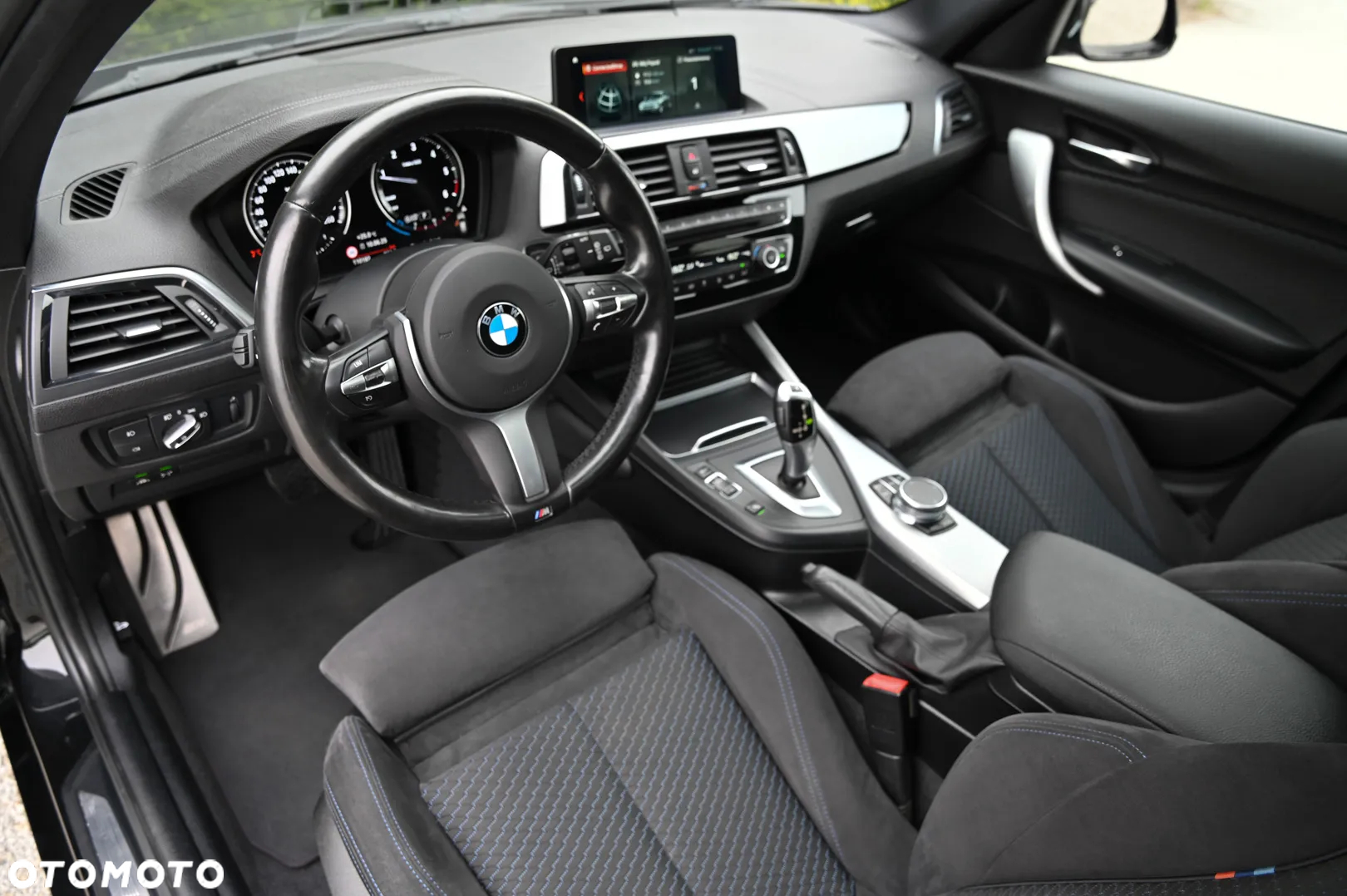 BMW Seria 1 - 21