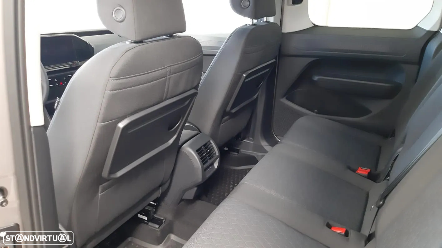 VW Caddy - 14