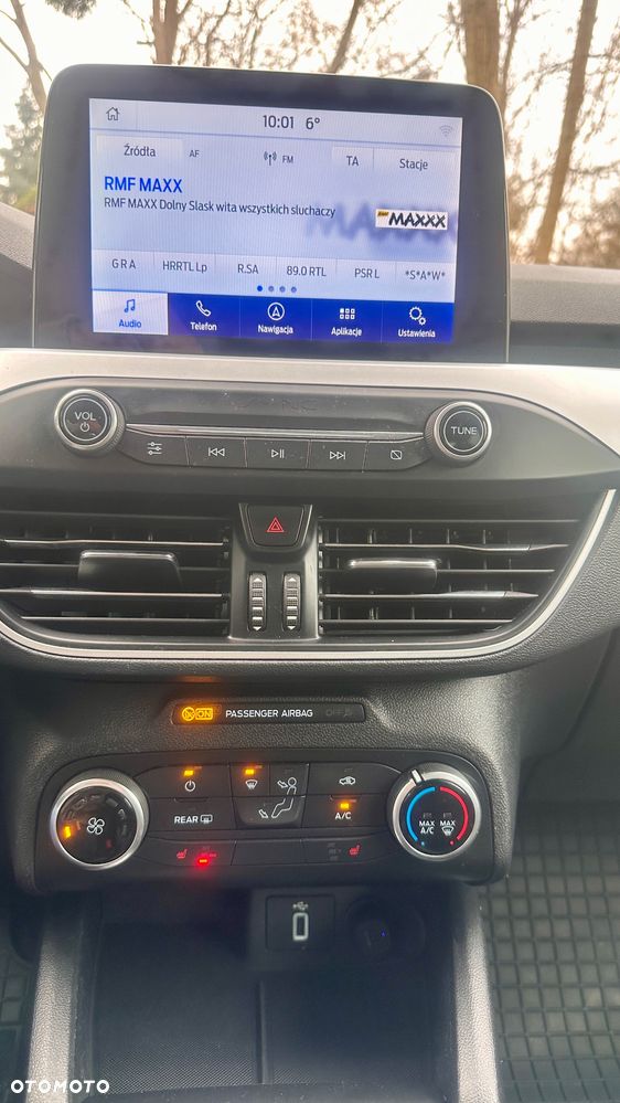 Ford Focus 1.5 EcoBlue Start-Stopp-System ST-LINE DESIGN - 32