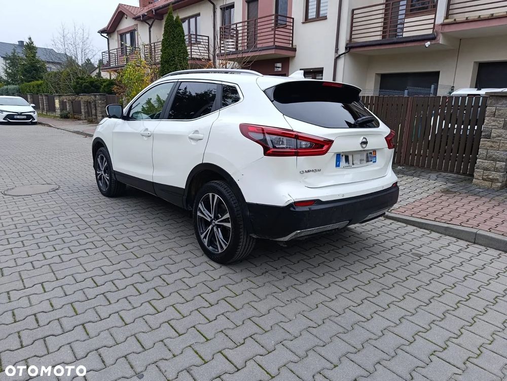 Nissan Qashqai 1.5 dCi Tekna - 9