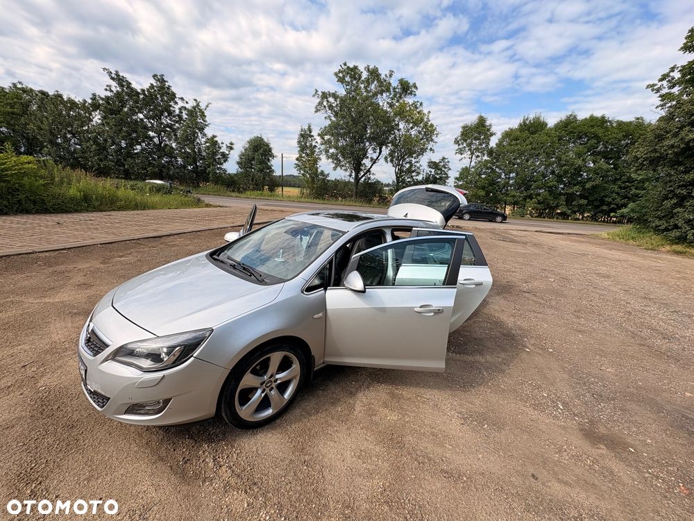 Opel Astra 1.6 T Executive - 6