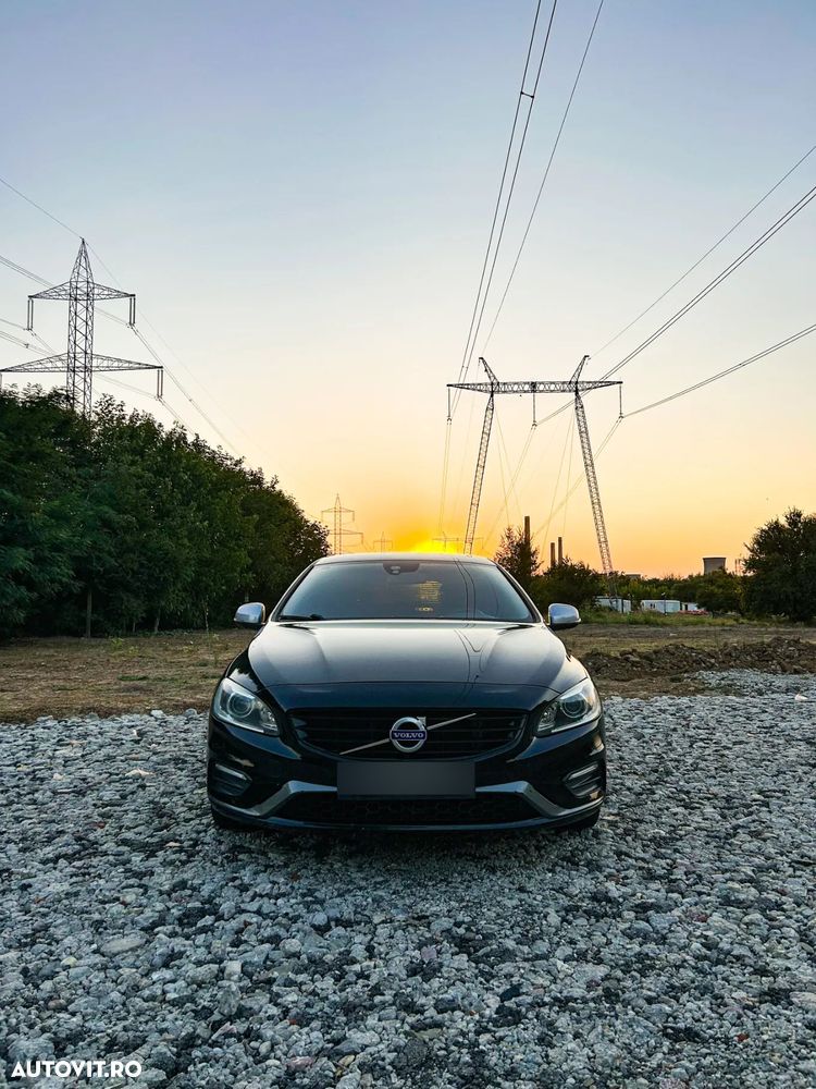 Volvo V60 D3 Geartronic R-Design - 2