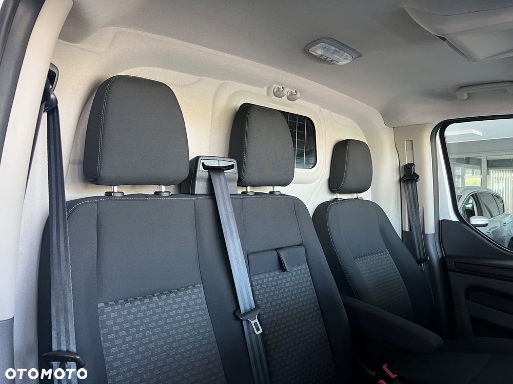 Ford Transit Custom - 37