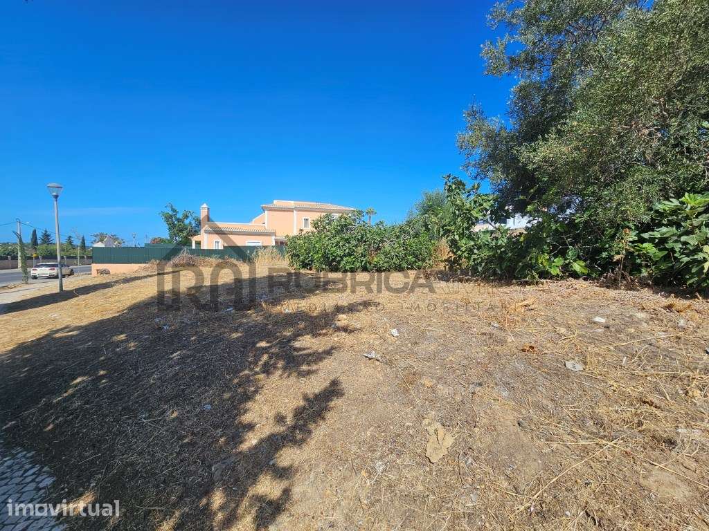 Lote para moradia no centro de Almancil - Grande imagem: 3/4