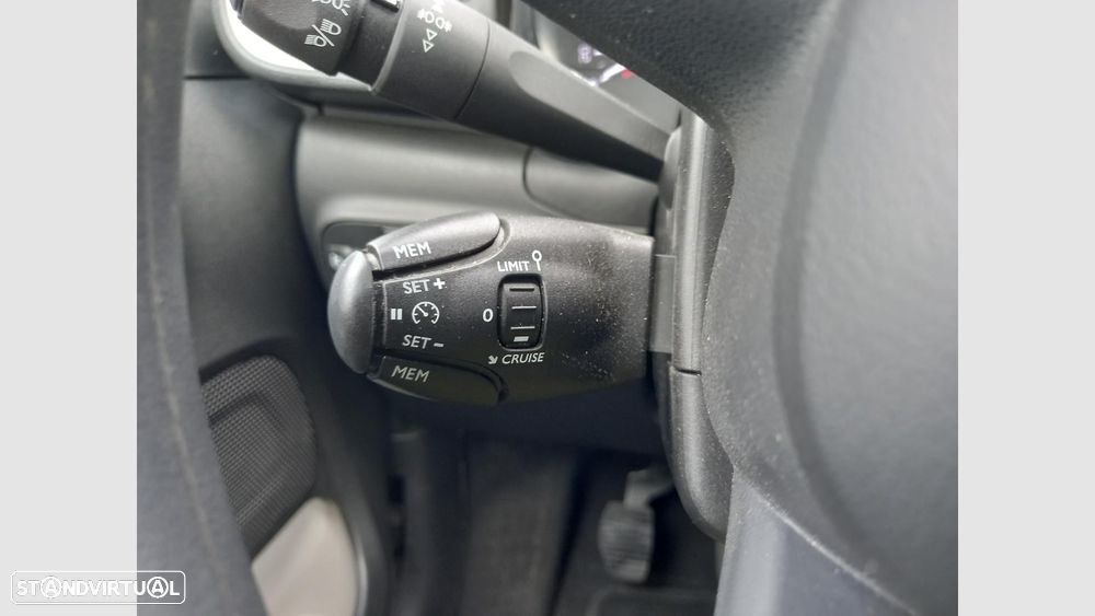 Citroën C3 1.2 PureTech Plus - 24