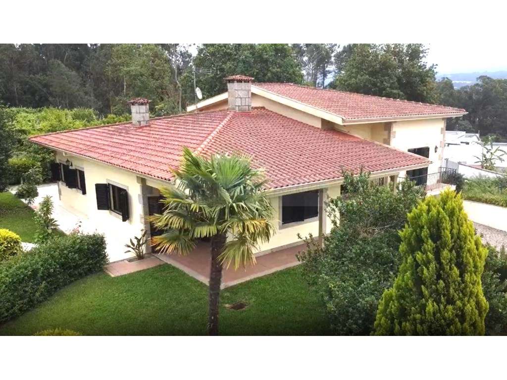 Moradia individual T4 mais anexo com 81 m2 em pedra - Grande imagem: 5/27