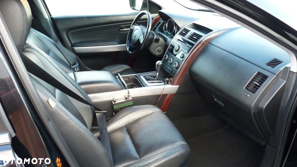 Mazda CX-9 - 11