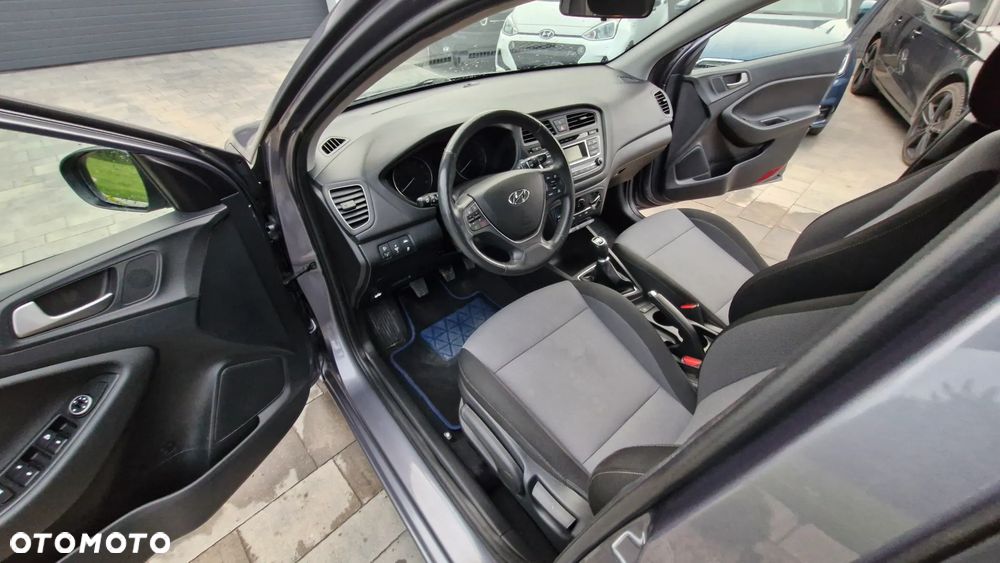 Hyundai i20 1.2 Trend - 9