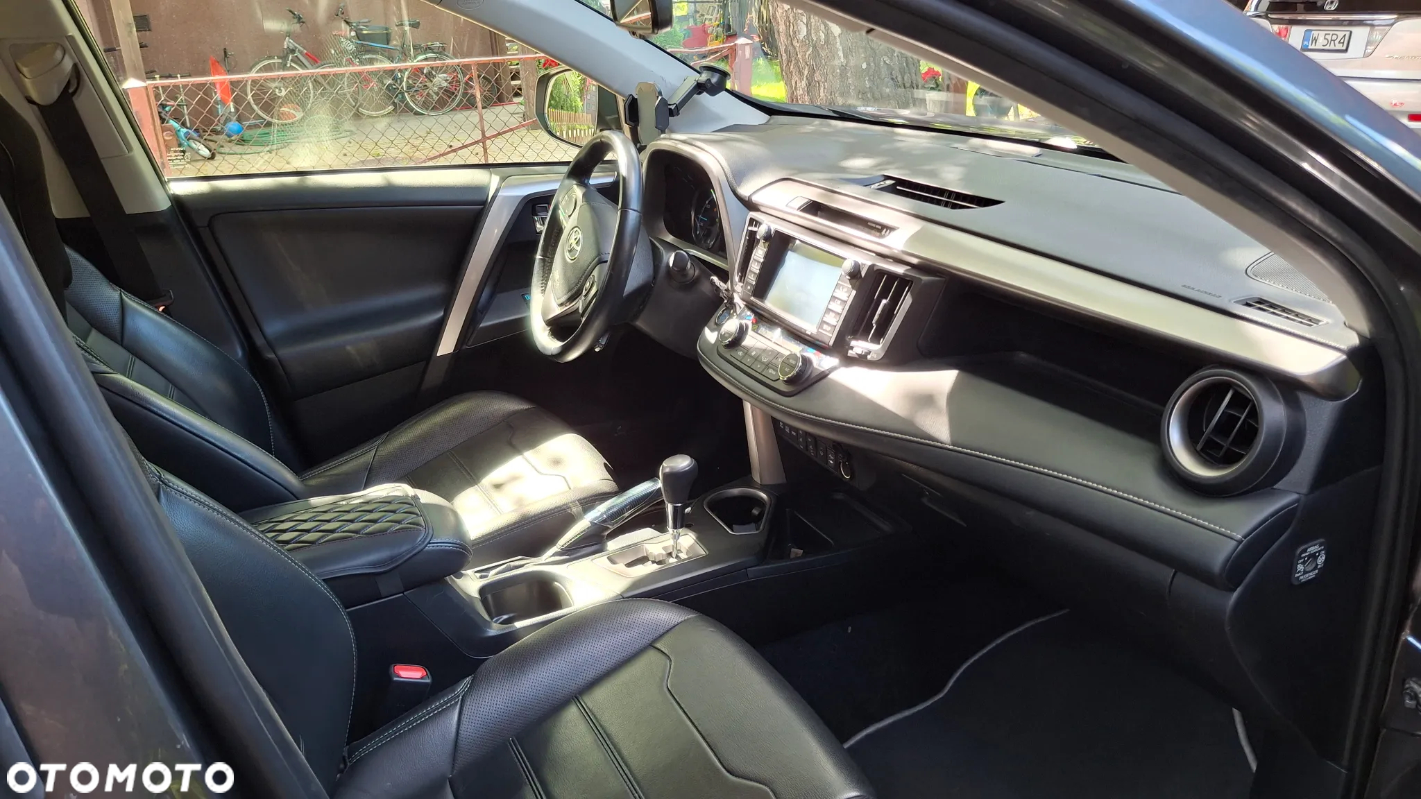 Toyota RAV4 - 13