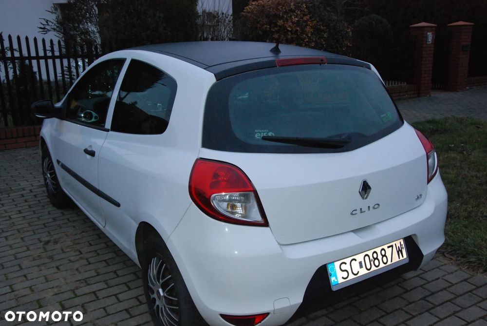 Renault Clio 1.5 dCi Authentique - 3