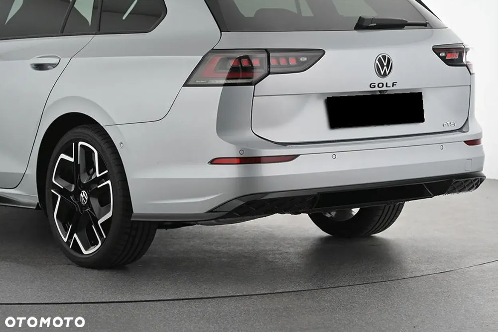 Volkswagen Golf Variant 1.5 eTSI mHEV R-Line Plus DSG - 6