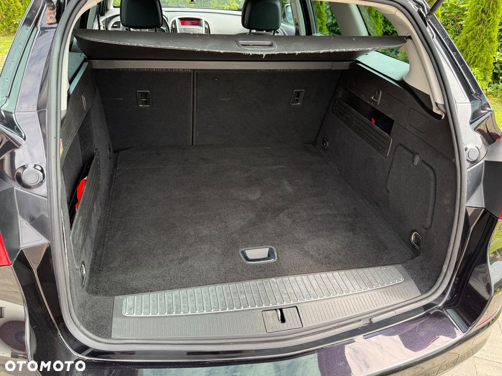 Opel Astra 1.4 Turbo - 28