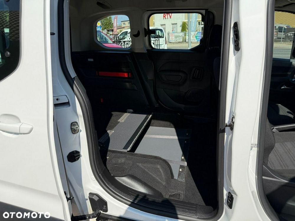 Opel Combo - 28