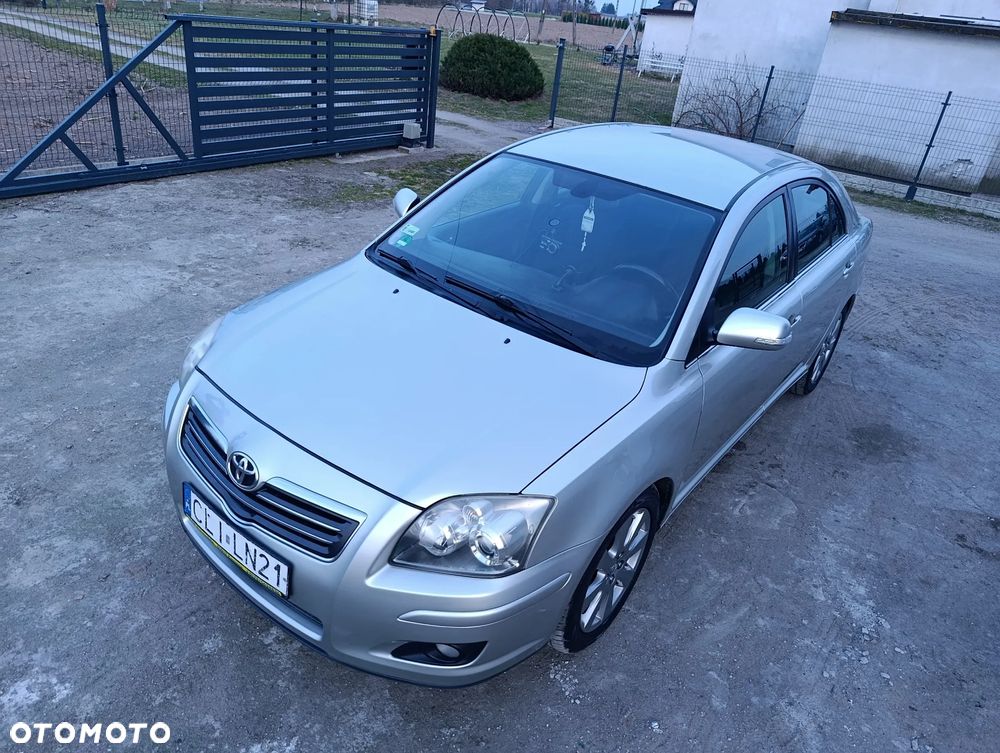 Toyota Avensis 2.0 D-4D Sol - 3