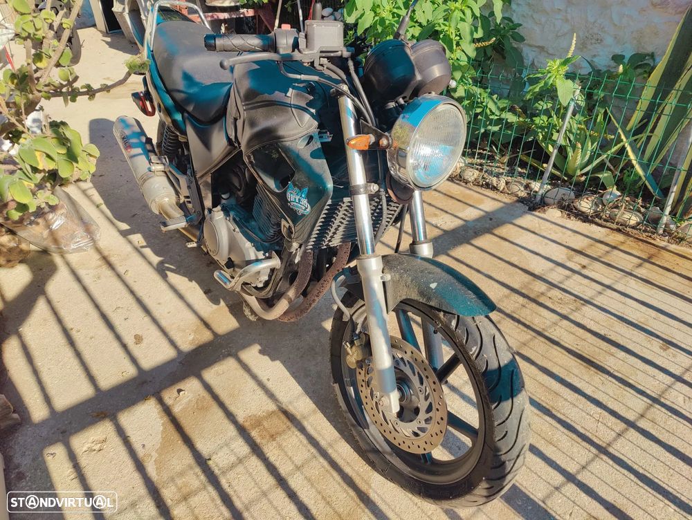 Honda CB - 2