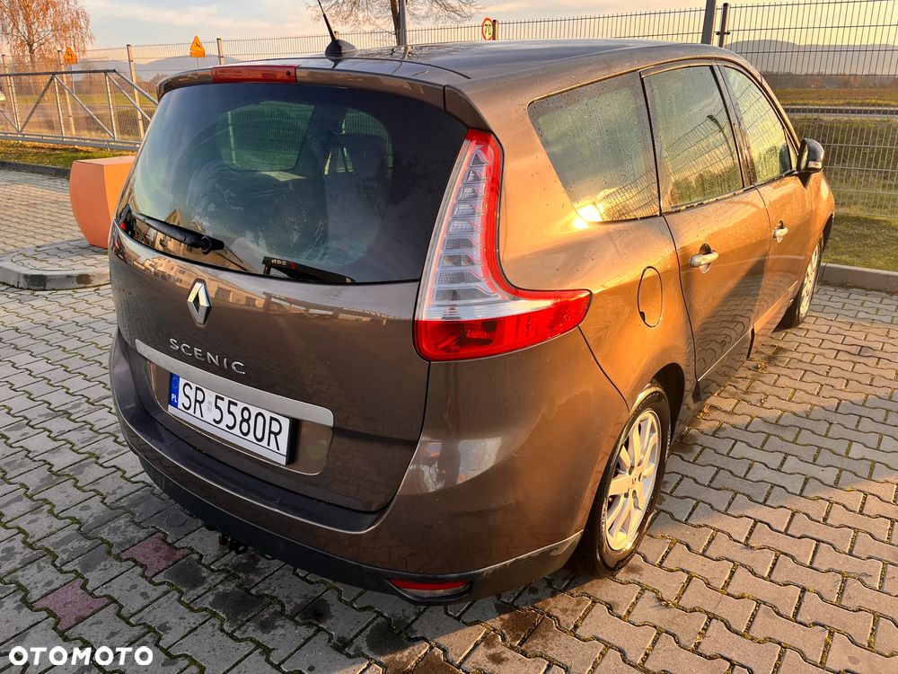 Renault Grand Scenic Gr 2.0 16V Privilege CVT - 12