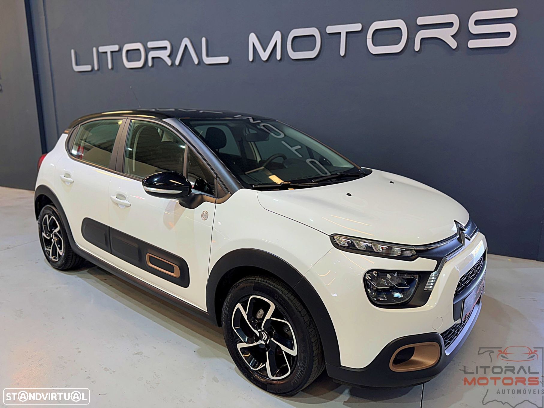 Citroën C3 1.2 PureTech C-Series - 1