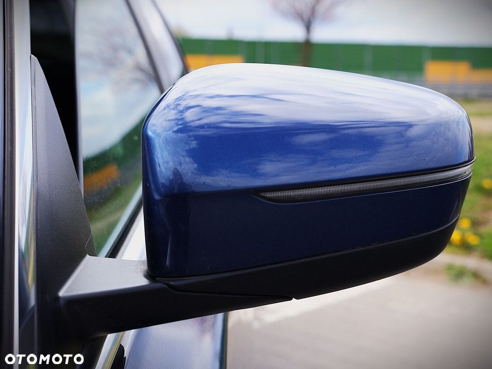 BMW Seria 5 520d xDrive mHEV - 8