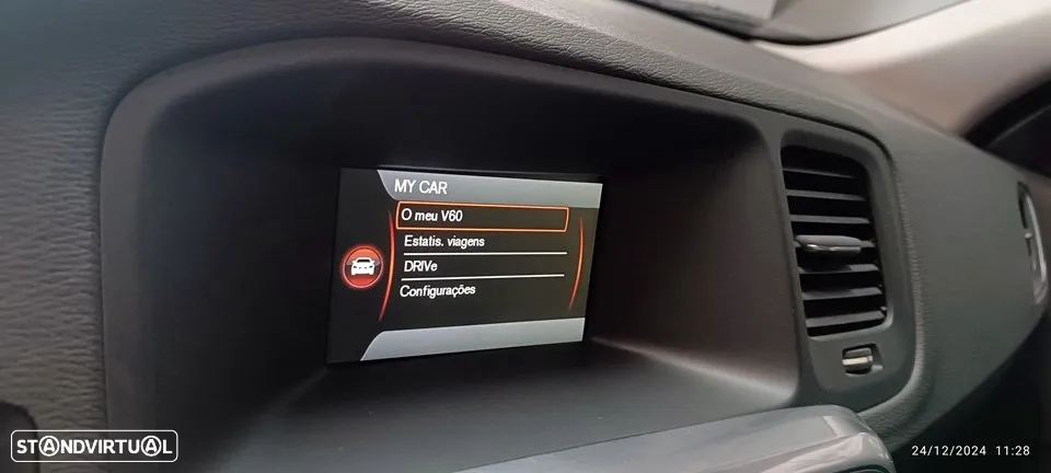Volvo V60 1.6 D2 Drive Momentum Start/Stop - 23