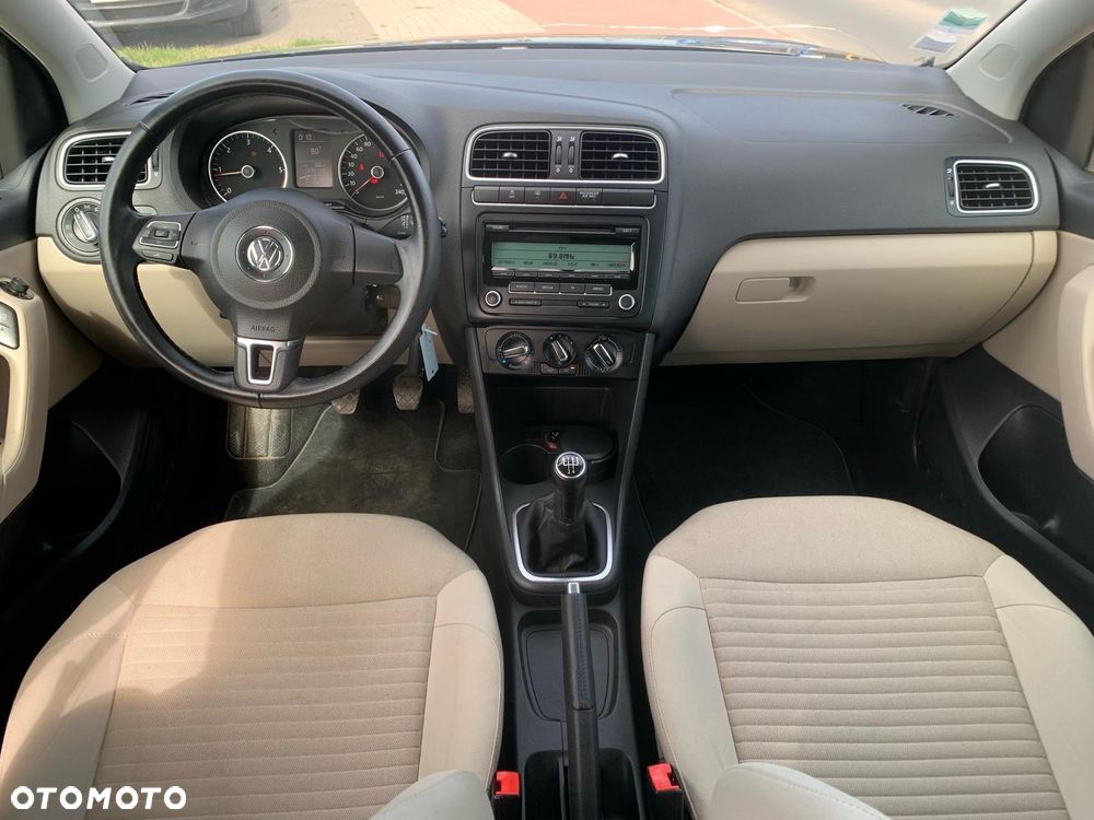 Volkswagen Polo 1.6 TDI Blue Motion Technology Black/Silver Edition - 25