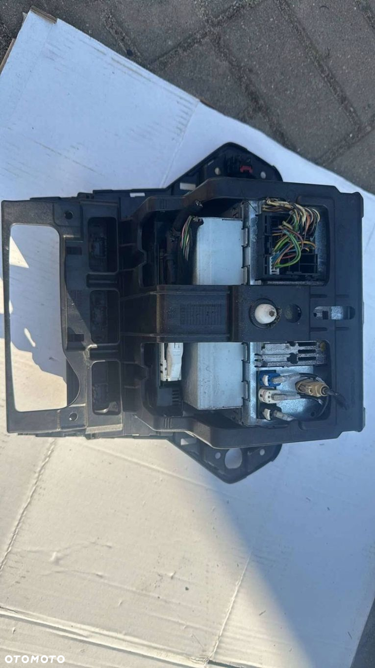 Radio nx z nawigacją i wejściem na kamerę Ford mondeo mk4 lift - 2