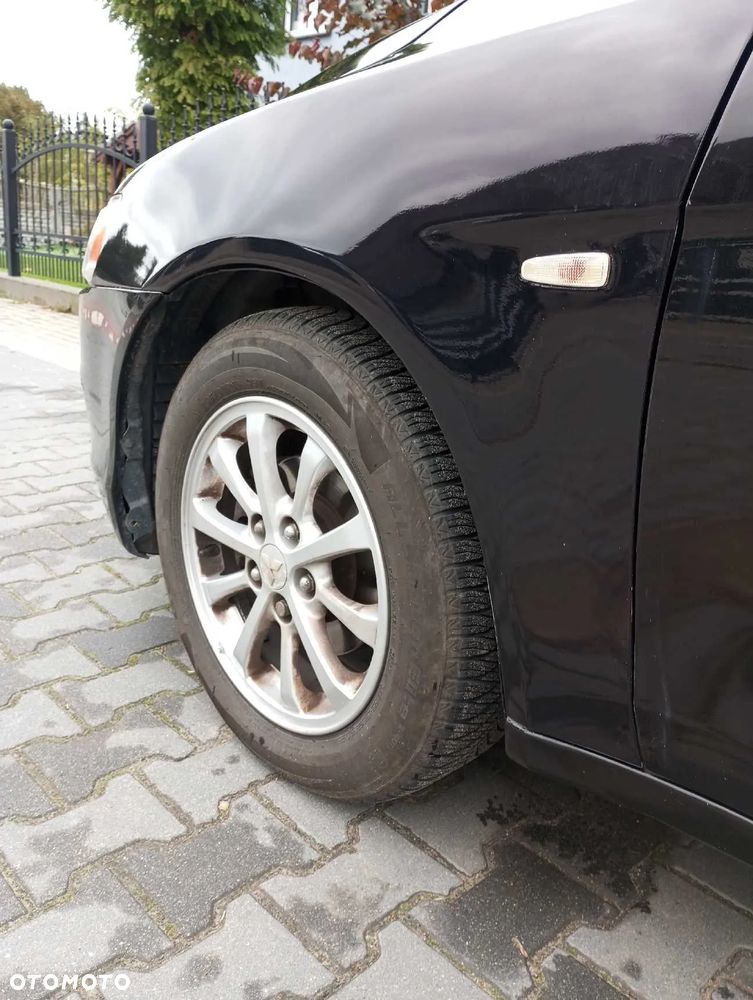 Mitsubishi Lancer 1.6 Inform - 7