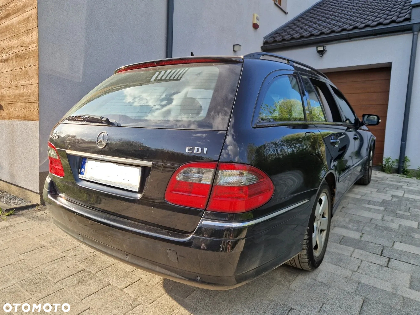 Mercedes-Benz Klasa E 220 T CDI Automatik Avantgarde - 11
