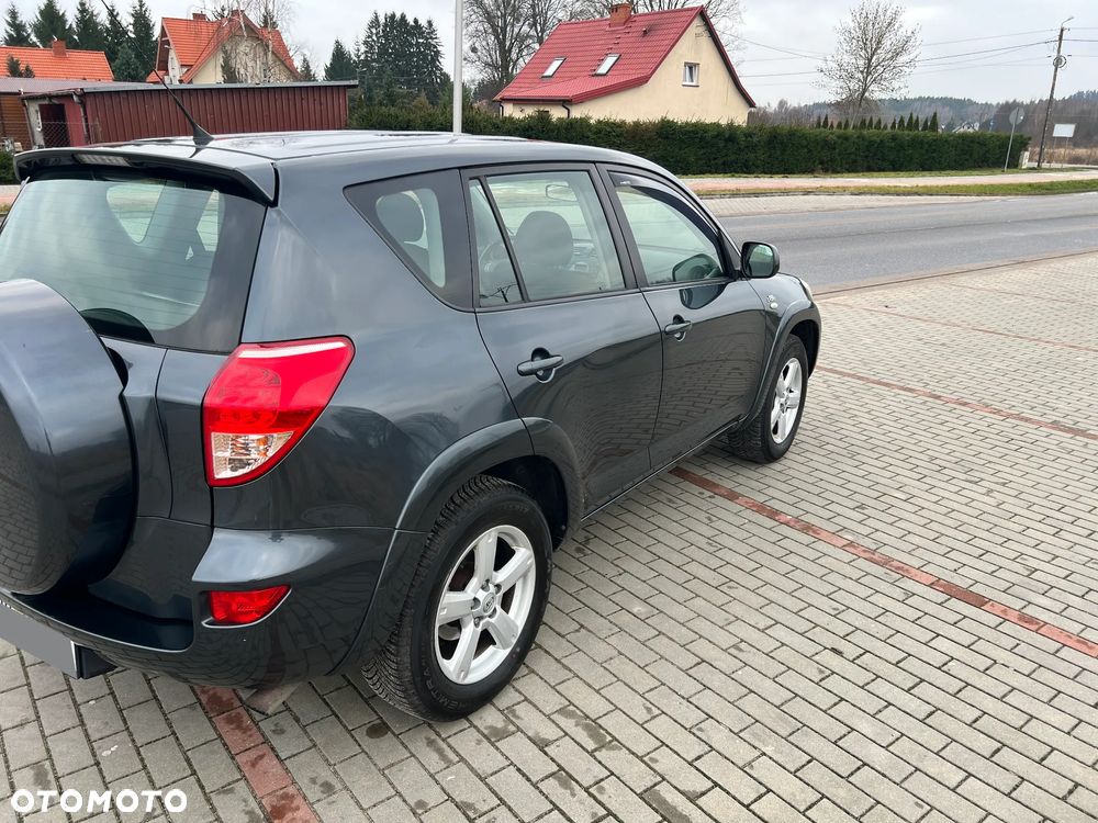 Toyota RAV4 2.2 D-4D Sol 180 - 20
