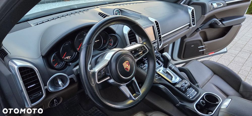 Porsche Cayenne Diesel Platinum Edition - 23