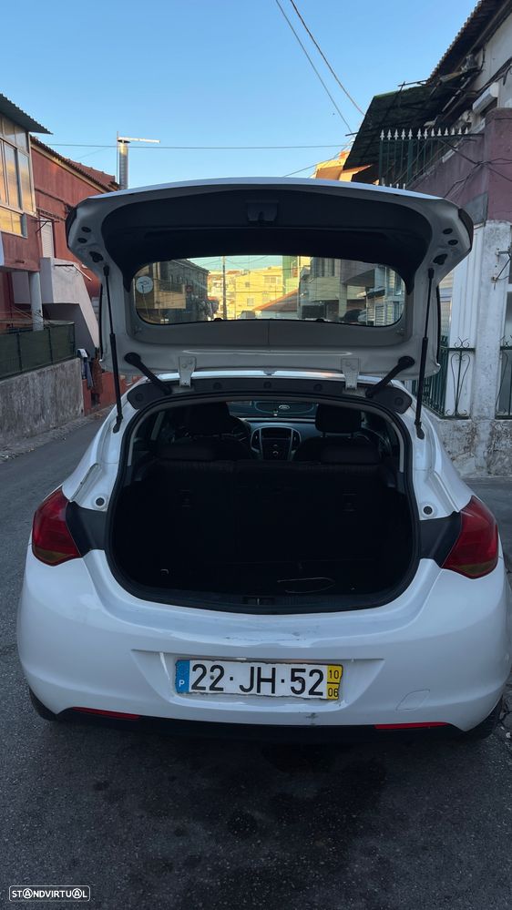Opel Astra - 11