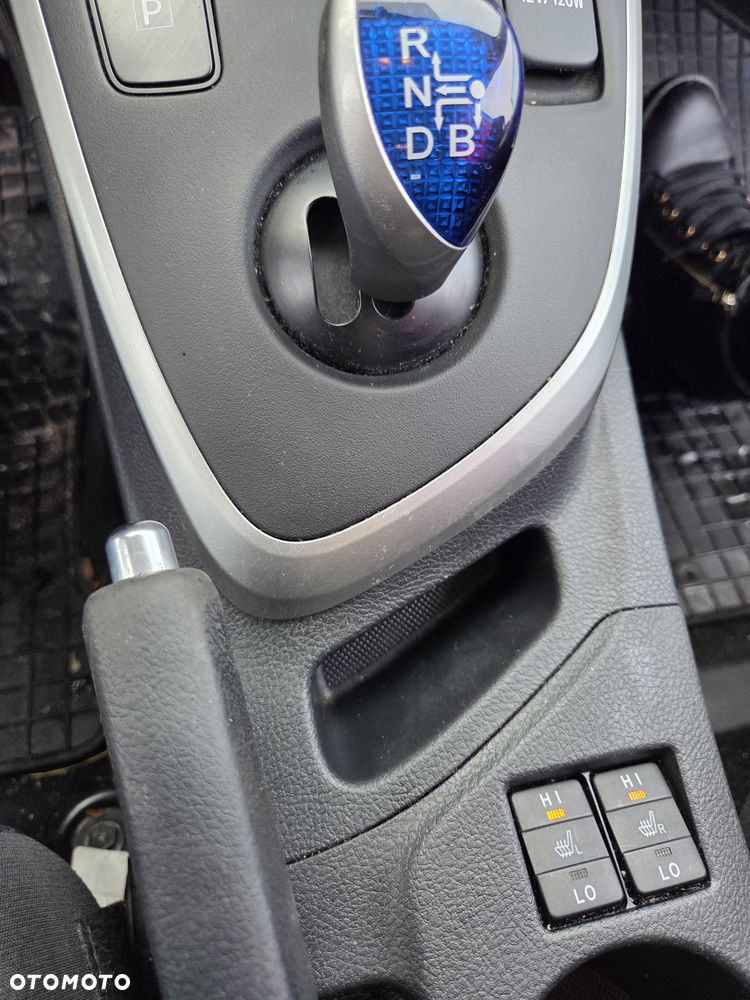 Toyota Auris 1.8 HSD Luna - 8