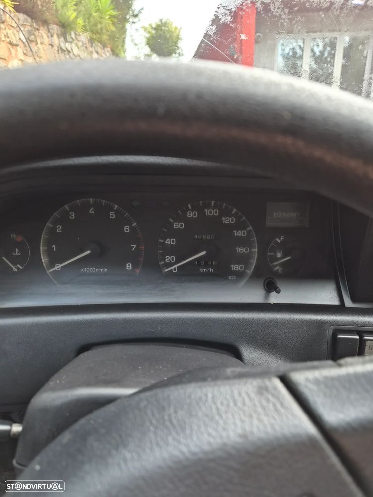 Toyota Corolla Liftback 1.3 - 4