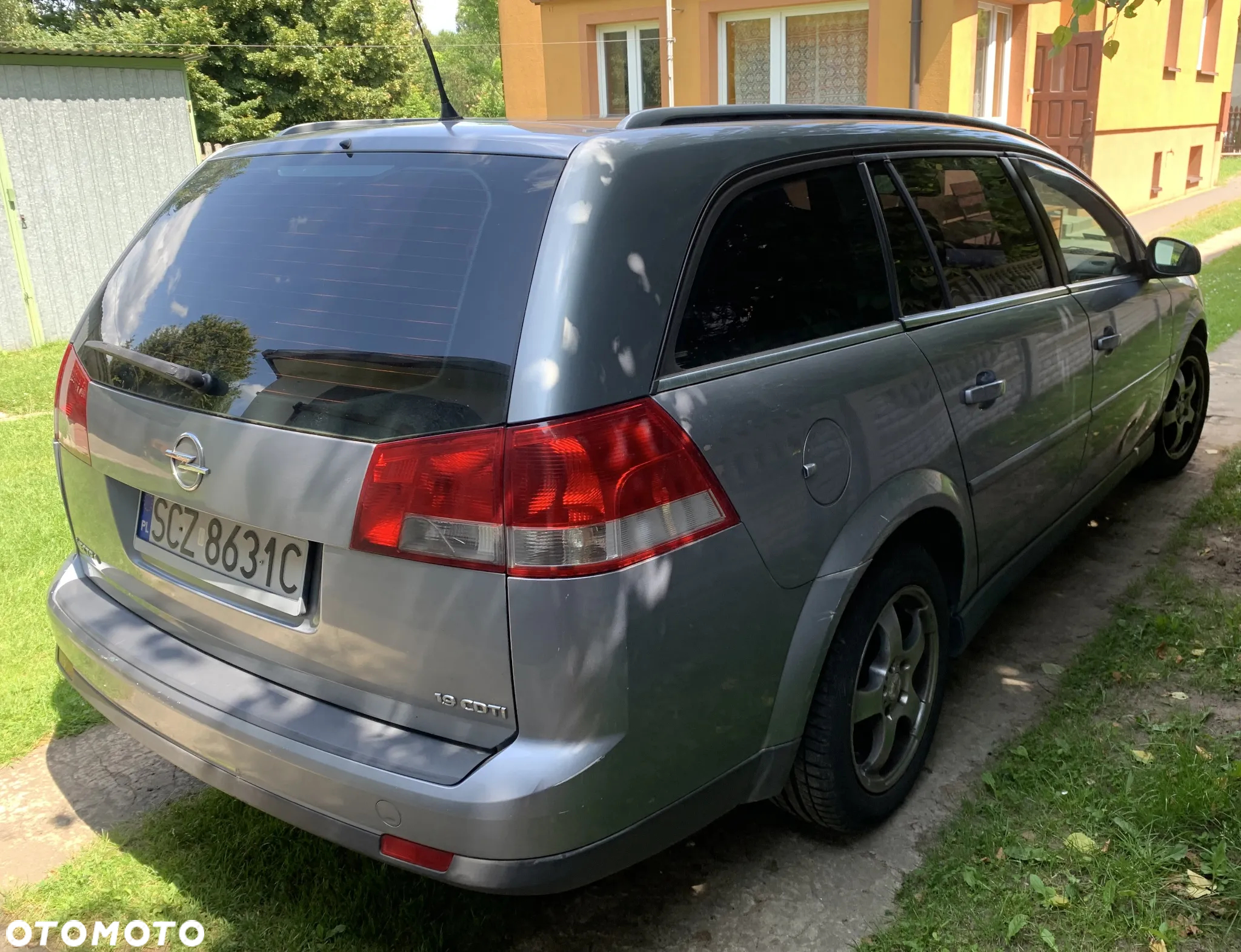 Opel Vectra 1.9 CDTI - 4